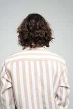 Cargue la imagen en el visor de la galería, The Striped Tencel Summer Buttondown
