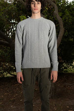 Cargue la imagen en el visor de la galería, Recycled Braided Knit Sweater